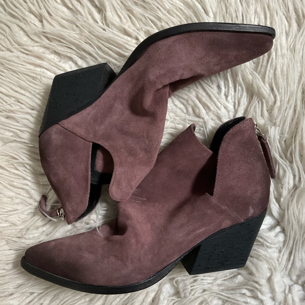 Golo Suede Tucson Purple Egglant Block Heeled Western Ankle Booties EUC Size 8.5 - Picture 4 of 10
